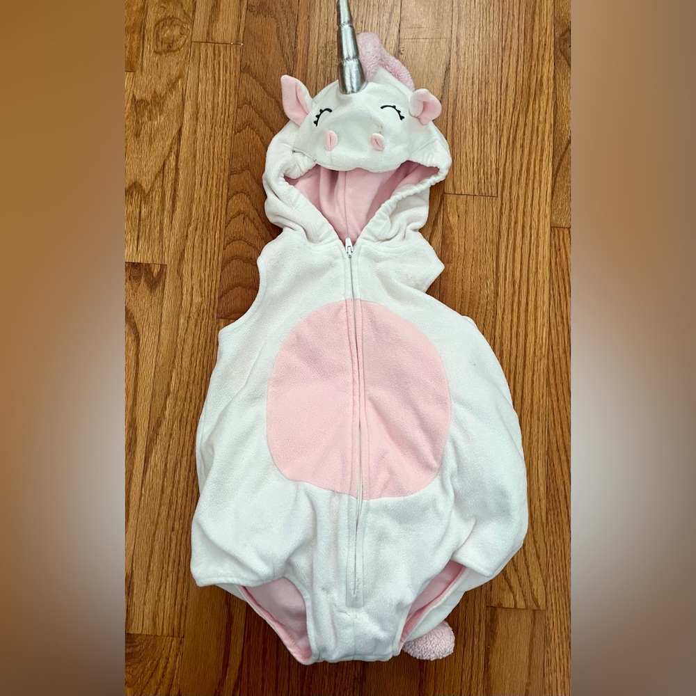 ⭐️5/$25⭐️ Carter's 12M Pink and White Unicorn Costume